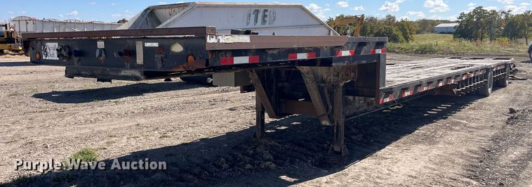 image for item EH2875 2002 Neville Built drop deck equipment trailer