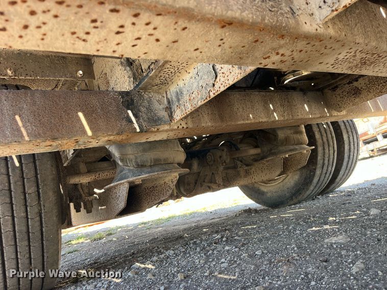 image for item EH2875 2002 Neville Built drop deck equipment trailer