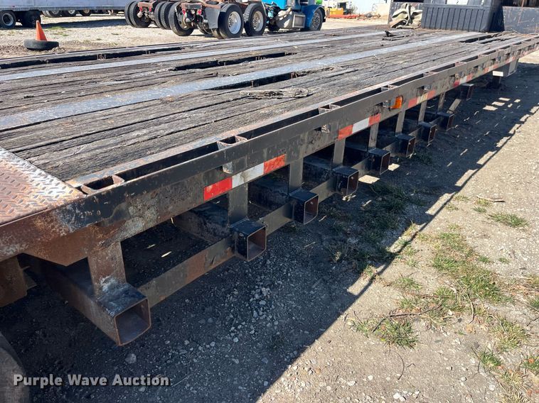 image for item EH2875 2002 Neville Built drop deck equipment trailer