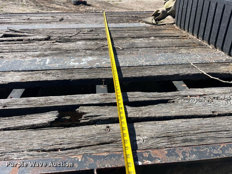 image for item EH2875 2002 Neville Built drop deck equipment trailer