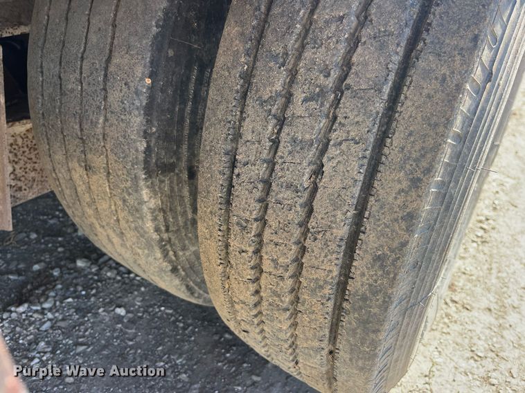 image for item EH2875 2002 Neville Built drop deck equipment trailer