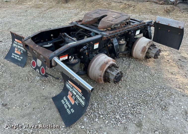 image for item EH7100 2005 Freightliner  Columbia rear axel assembly 