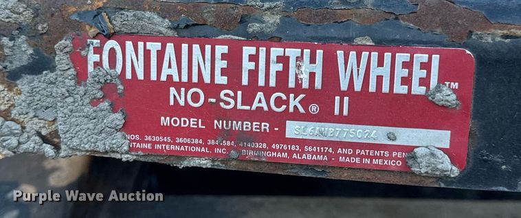 image for item EH7100 2005 Freightliner  Columbia rear axel assembly 