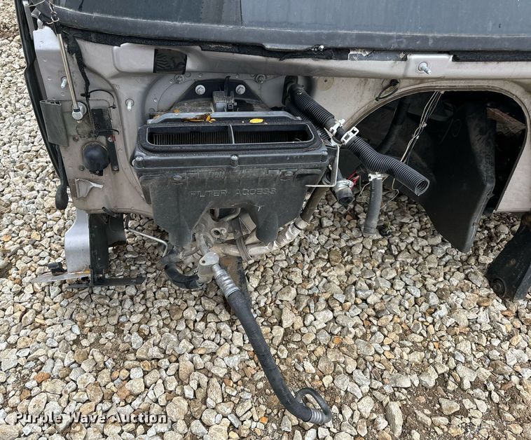 image for item EH7173 International  semi truck cab