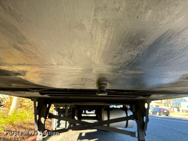 image for item EI4053 2008 Utility  refrigerated van trailer