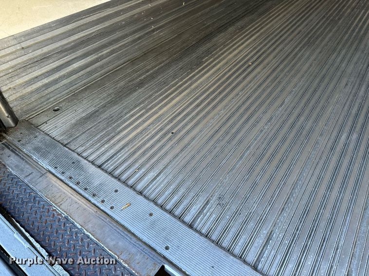 image for item EI4053 2008 Utility  refrigerated van trailer