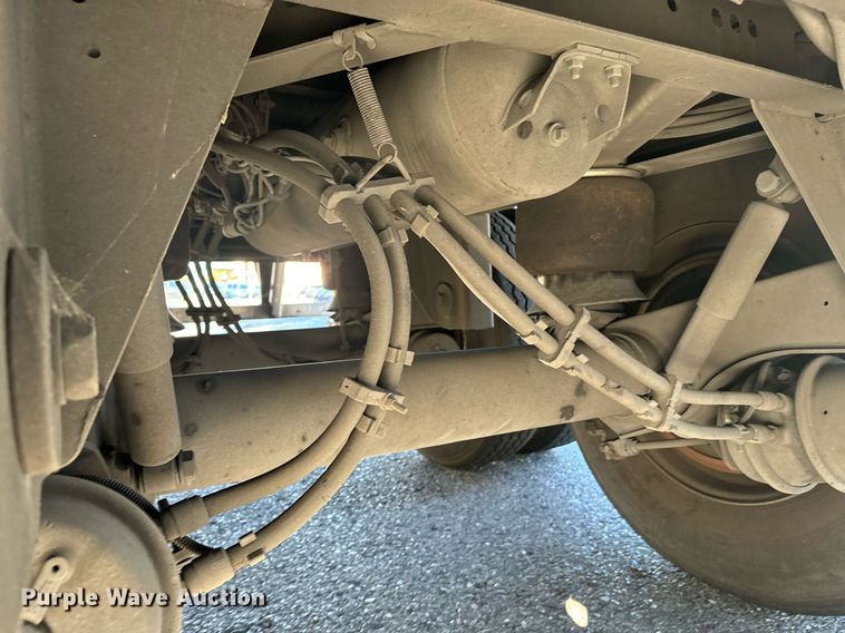 image for item EI4053 2008 Utility  refrigerated van trailer