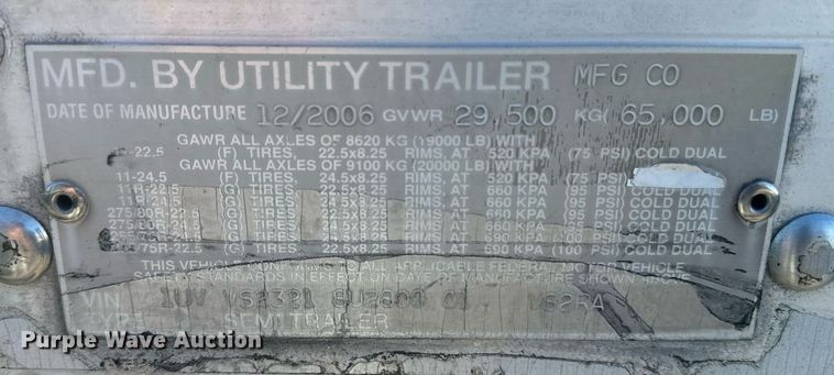 image for item EI4053 2008 Utility  refrigerated van trailer