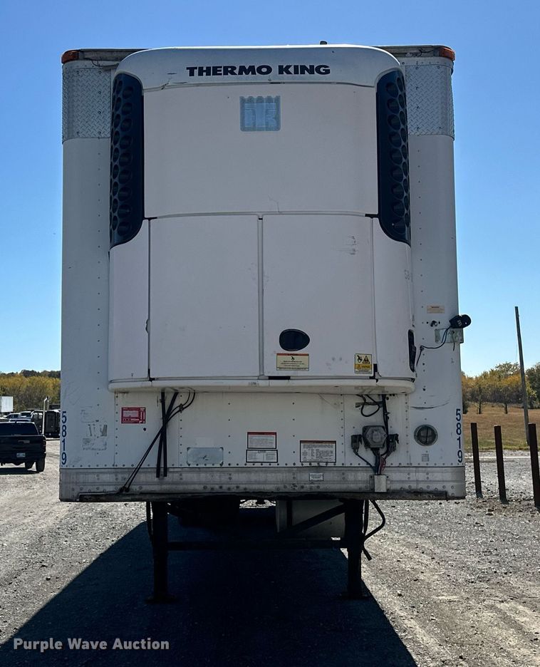 image for item EJ5019 2008 Great Dane refrigerated van trailer