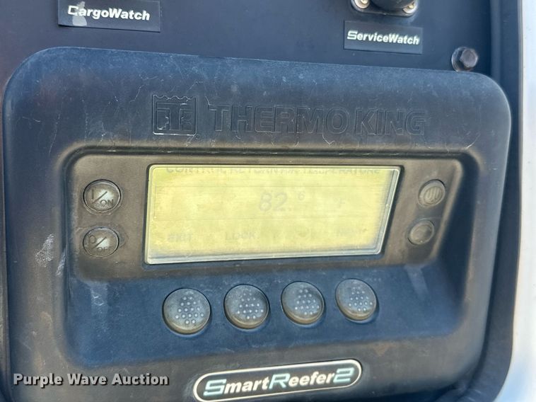 image for item EJ5019 2008 Great Dane refrigerated van trailer