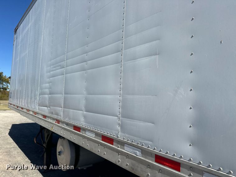 image for item EJ5019 2008 Great Dane refrigerated van trailer