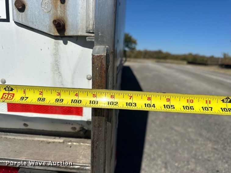 image for item EJ5019 2008 Great Dane refrigerated van trailer