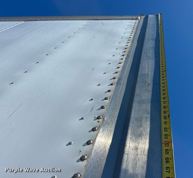 image for item EJ5019 2008 Great Dane refrigerated van trailer