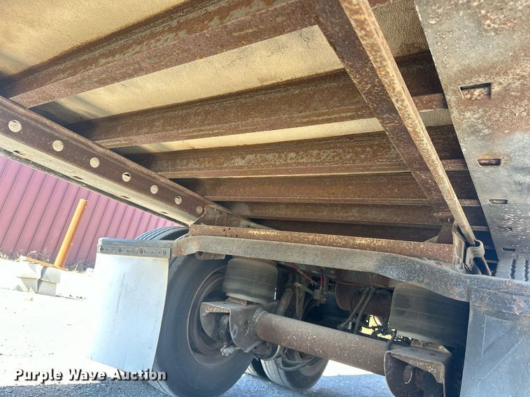 image for item EJ5019 2008 Great Dane refrigerated van trailer