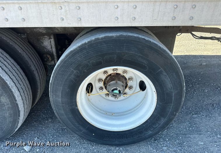 image for item EJ5019 2008 Great Dane refrigerated van trailer