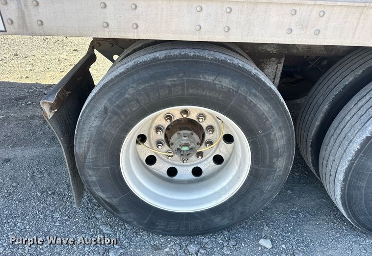 image for item EJ5019 2008 Great Dane refrigerated van trailer