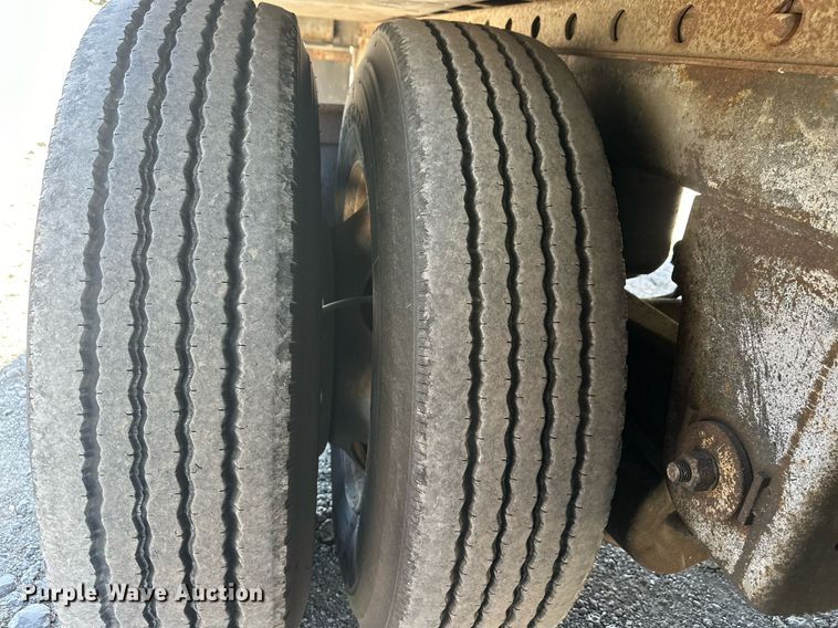 image for item EJ5019 2008 Great Dane refrigerated van trailer