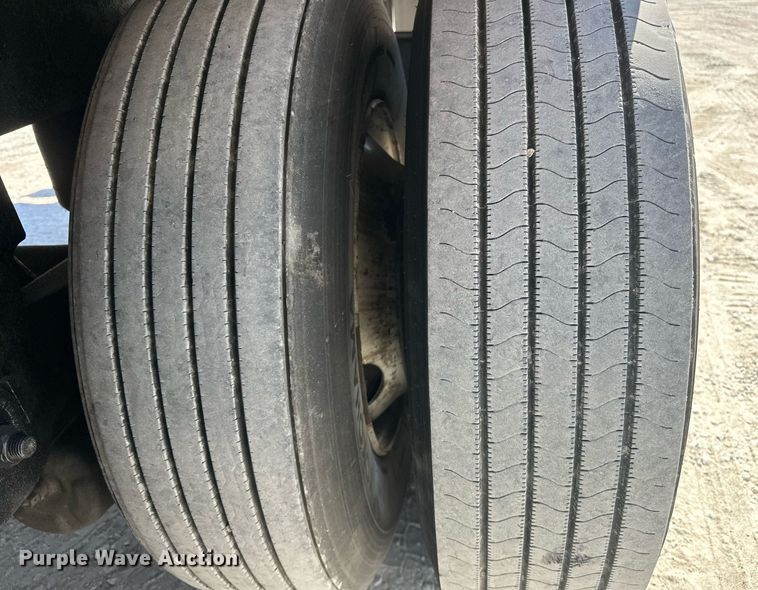 image for item EJ5020 2008 Great Dane refrigerated van trailer