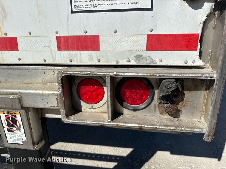 image for item EJ5022 2008 Great Dane refrigerated van trailer