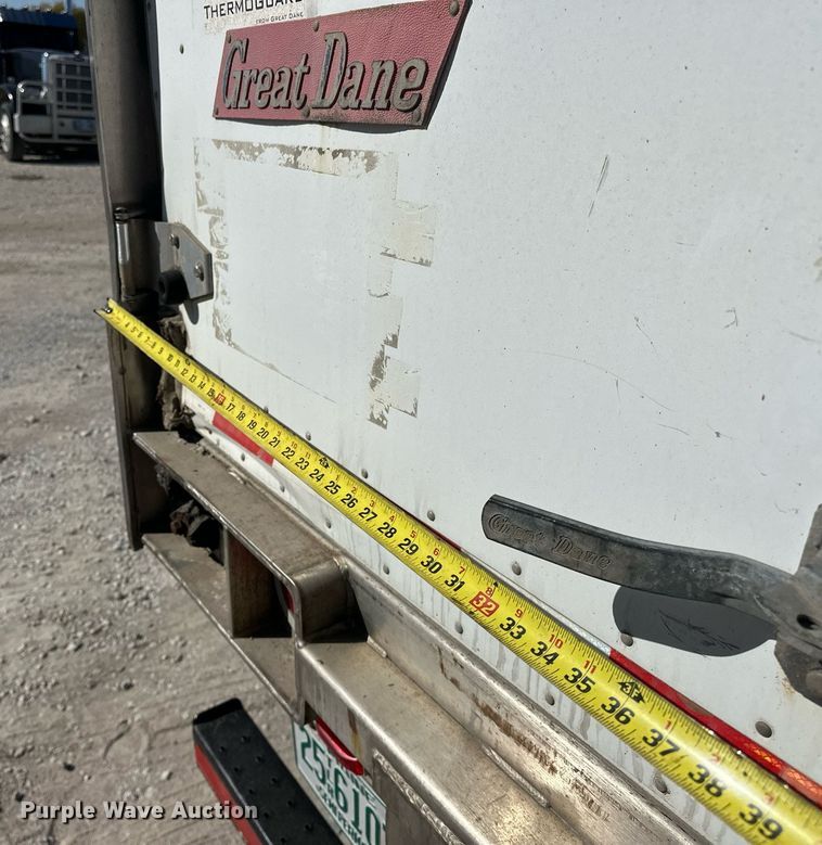 image for item EJ5022 2008 Great Dane refrigerated van trailer