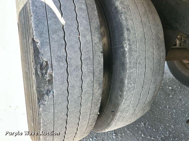 image for item EJ5022 2008 Great Dane refrigerated van trailer