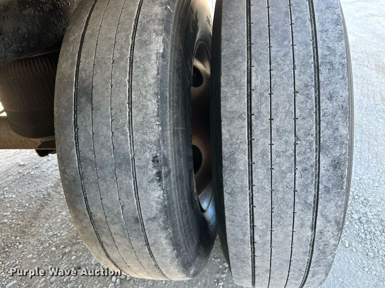 image for item EJ5022 2008 Great Dane refrigerated van trailer