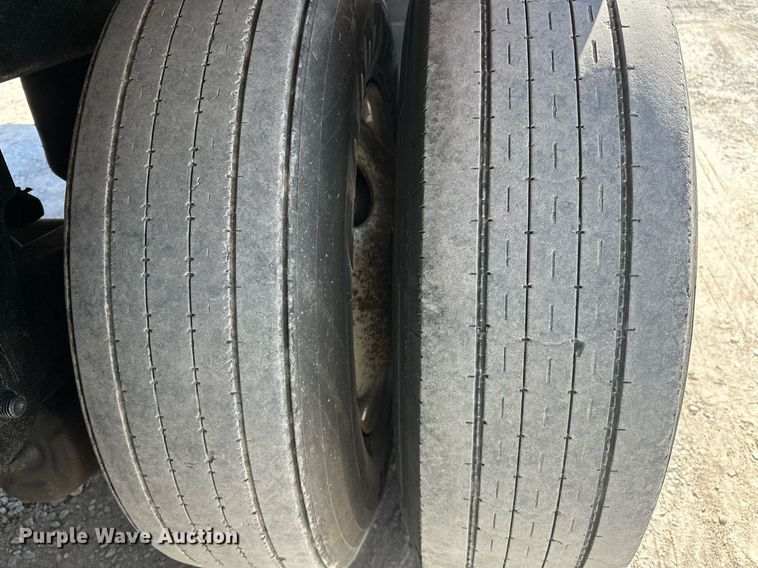 image for item EJ5022 2008 Great Dane refrigerated van trailer