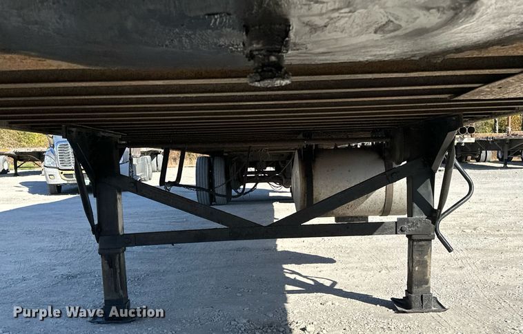 image for item EJ5024 2008 Great Dane refrigerated van trailer