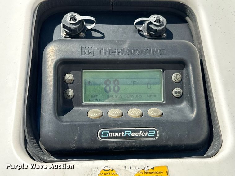 image for item EJ5024 2008 Great Dane refrigerated van trailer