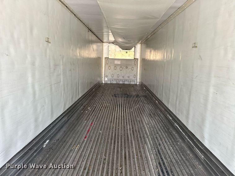 image for item EJ5024 2008 Great Dane refrigerated van trailer