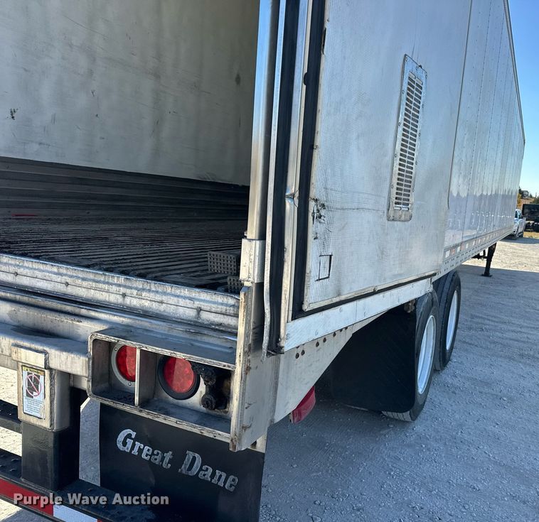 image for item EJ5024 2008 Great Dane refrigerated van trailer