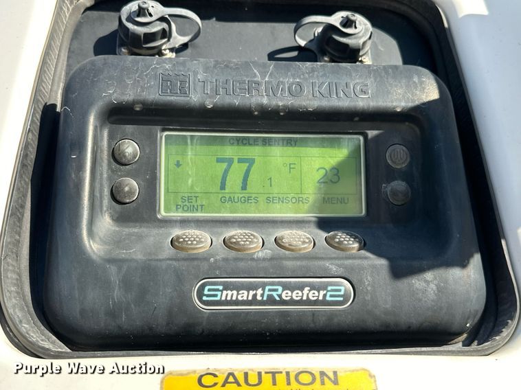 image for item EJ5025 2008 Great Dane refrigerated van trailer