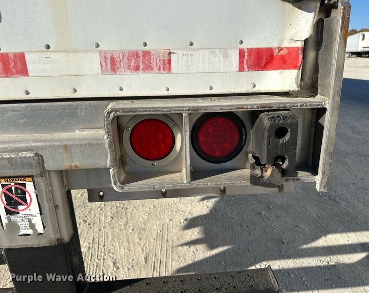 image for item EJ5025 2008 Great Dane refrigerated van trailer