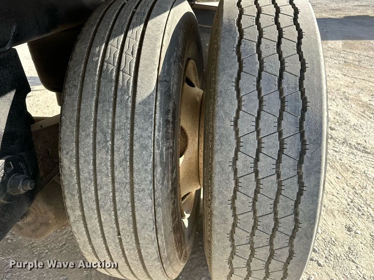 image for item EJ5025 2008 Great Dane refrigerated van trailer