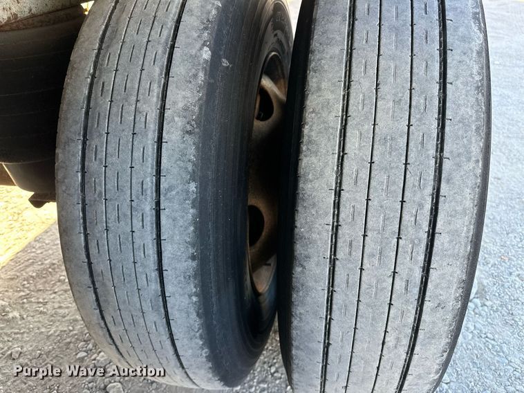 image for item EJ5026 2008 Great Dane  refrigerated van trailer