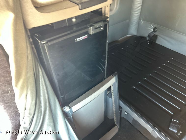 image for item EK3584 2014 Freightliner Cascadia semi truck