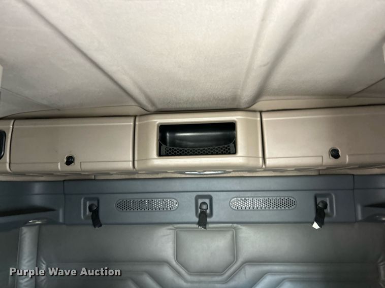 image for item EK3584 2014 Freightliner Cascadia semi truck