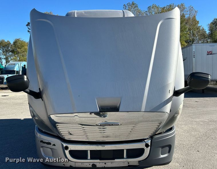 image for item EK3585 2016 Freightliner  Cascadia 125 Evolution semi truck