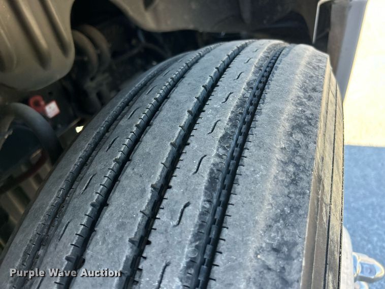 image for item EK3585 2016 Freightliner  Cascadia 125 Evolution semi truck