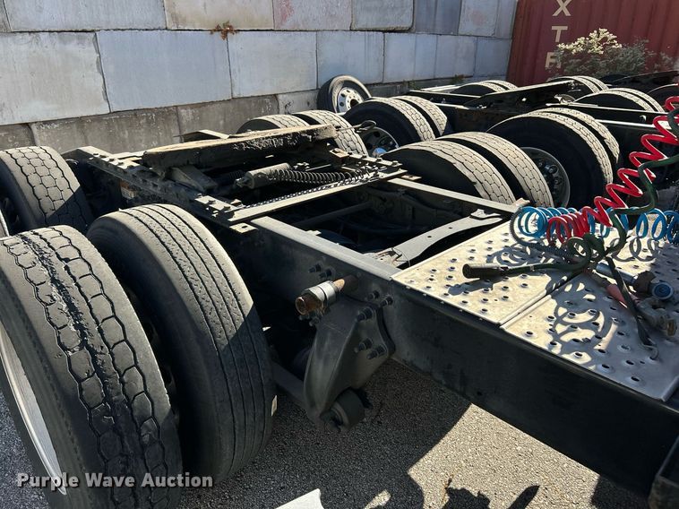 image for item EK3586 2016 Freightliner Cascadia 125 Evolution  semi truck