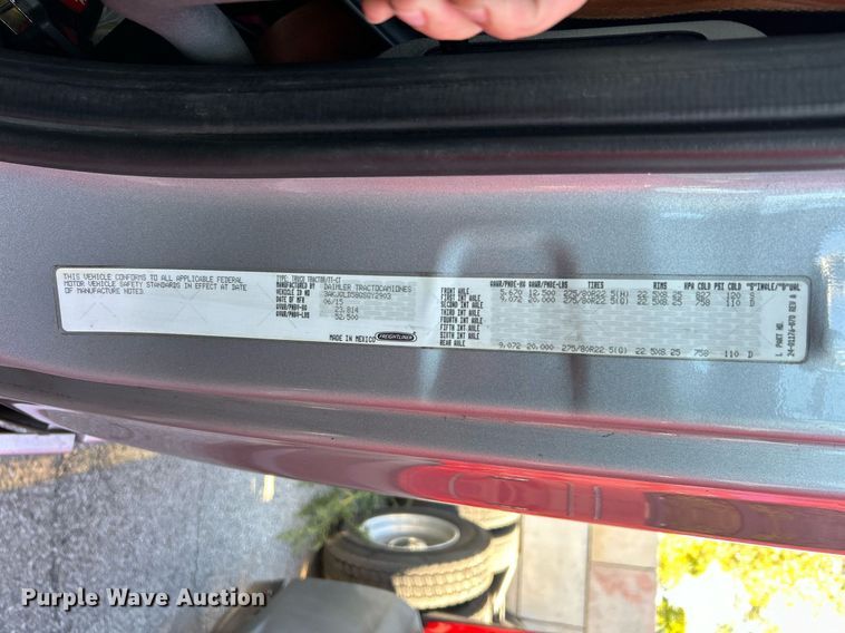 image for item EK3586 2016 Freightliner Cascadia 125 Evolution  semi truck