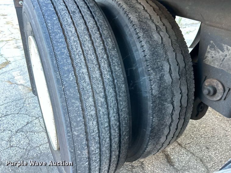 image for item EK3587 2012 Great Dane  CPL-3314-20053 dry van trailer