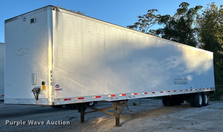image for item EK3588 2008 Utility Trailer VS2DX dry van trailer
