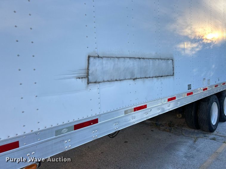 image for item EK3588 2008 Utility Trailer VS2DX dry van trailer