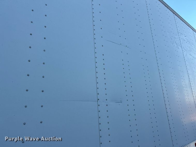 image for item EK3588 2008 Utility Trailer VS2DX dry van trailer