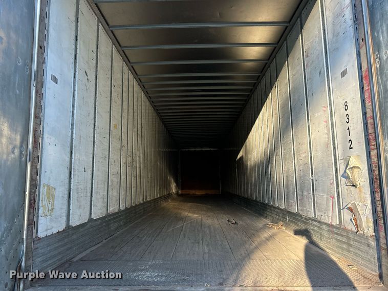 image for item EK3588 2008 Utility Trailer VS2DX dry van trailer