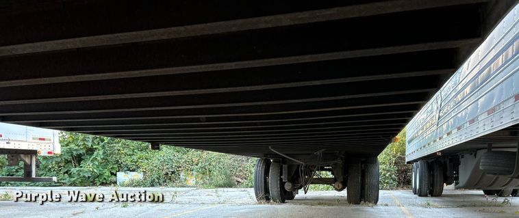 image for item EK3588 2008 Utility Trailer VS2DX dry van trailer