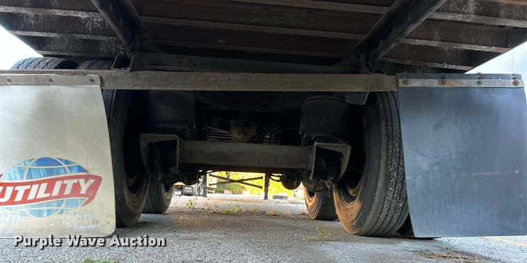 image for item EK3588 2008 Utility Trailer VS2DX dry van trailer