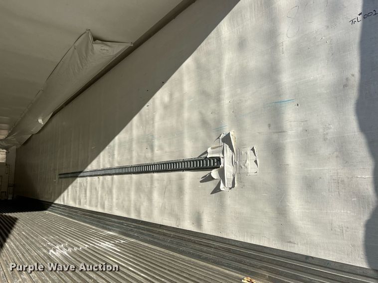 image for item EK3589 2012 Utility Trailer VS2RA refrigerated van trailer