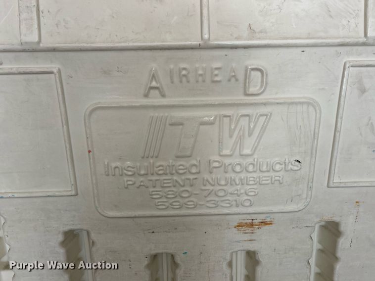 image for item EK3589 2012 Utility Trailer VS2RA refrigerated van trailer